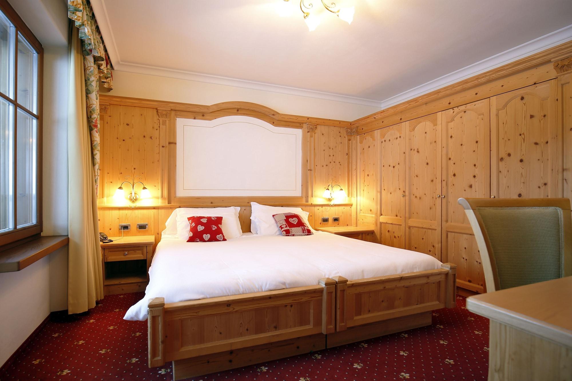 Th Corvara - Greif Hotel Экстерьер фото